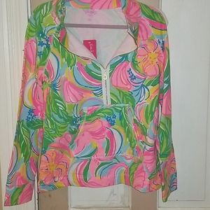 Lilly Pulitzer half zip top size medium nwt
